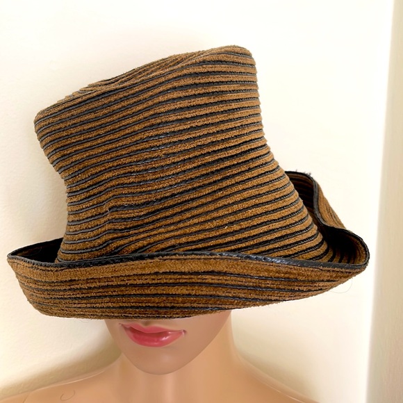 Eric Javits squishy hat soft, packable, light weight Squishee® Material RARE ‼️ - Picture 3 of 4